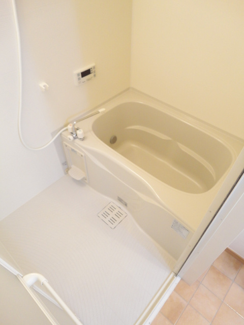 コートアベニューの浴室|お風呂です