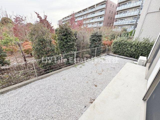 フィーカJ棟の庭