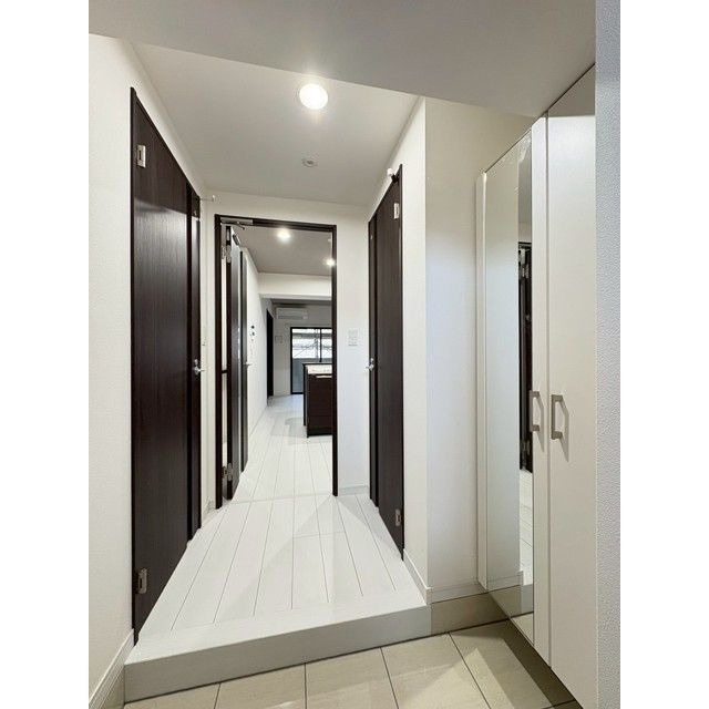 KL東比恵Ⅱのエントランス