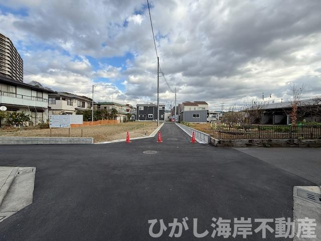 茅ヶ崎市甘沼　売地の前面道路含む現地写真|現地外観