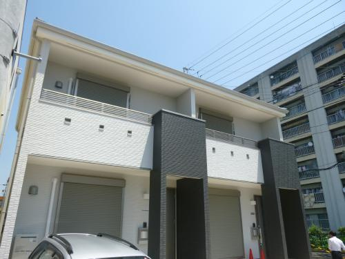 名古屋市中川区中島新町２丁目のテラスの外観