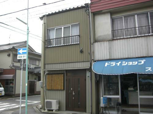 垣崎貸家の外観