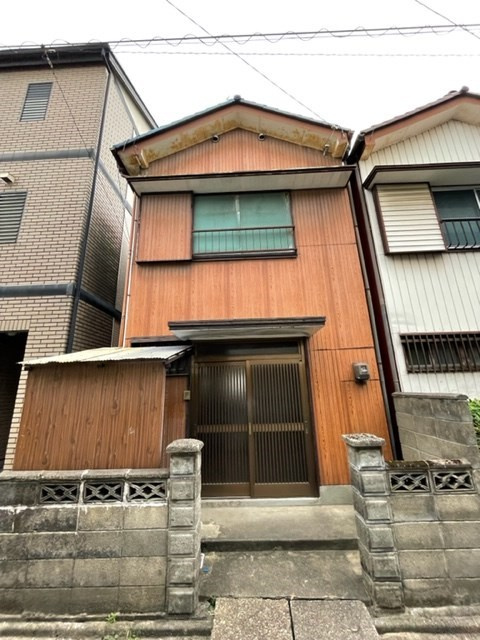 南区要町２丁目貸家の外観