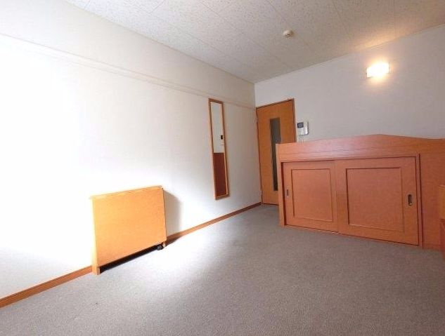 【居間・リビング】