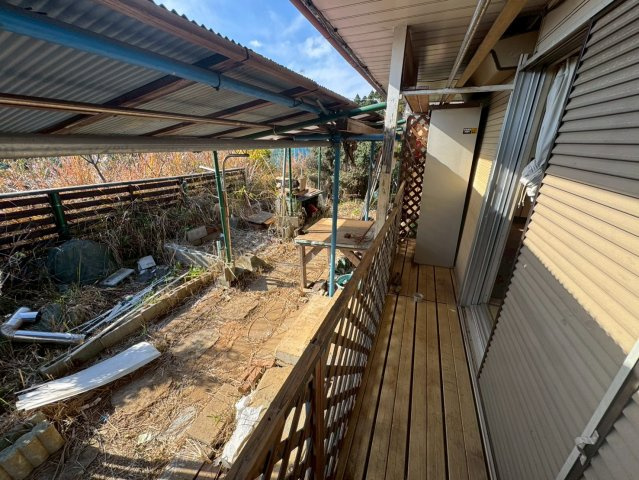 鹿嶋市大字志崎　中古戸建の前面道路含む現地写真