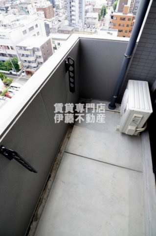 MAXIV上名古屋のバルコニー