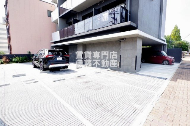 MAXIV上名古屋の駐車場