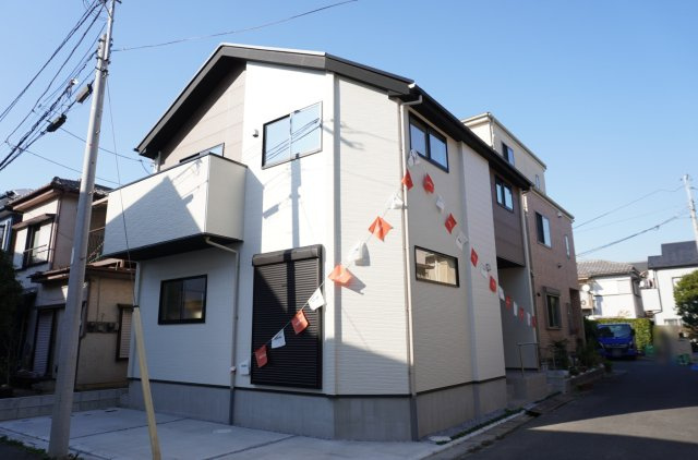 越谷市蒲生東町 新築分譲住宅の外観