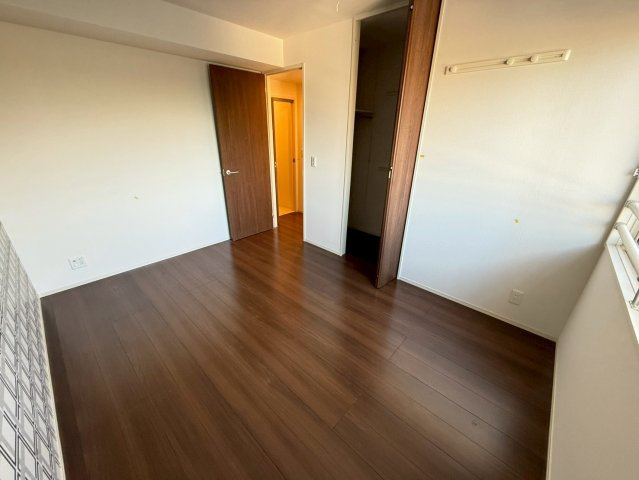 コーポ大安寺Ⅲの洋室