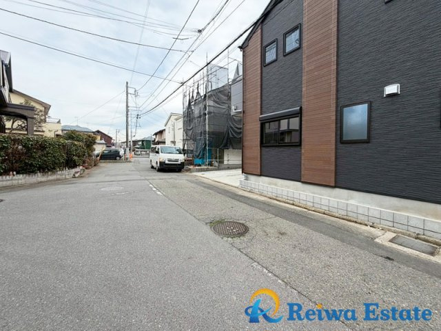 新築戸建　茅ヶ崎市今宿の前面道路含む現地写真