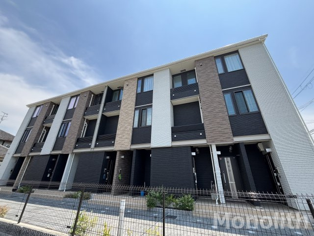 アーモンドアイ