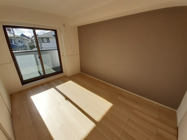 アーモンドアイの内装