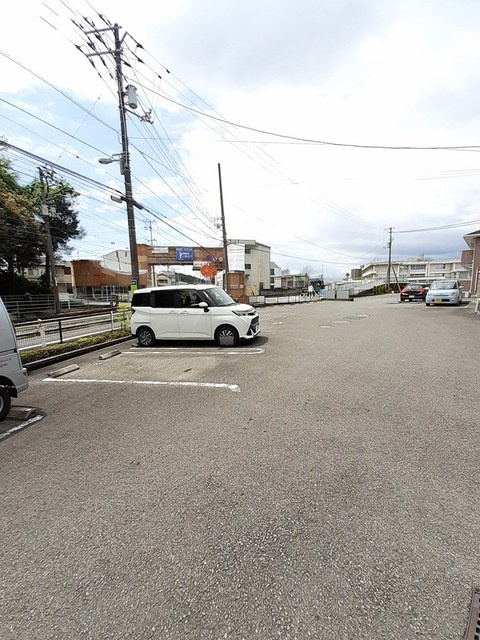 松岡ハイツⅡ　Ａの駐車場|駐車場