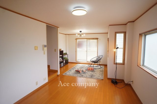 【居間・リビング】 | 平野区加美北3丁目 | 【LDK：約15帖】