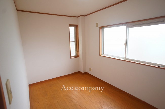 【子供部屋】 | 平野区加美北3丁目 | 【3階：中央洋室5帖】