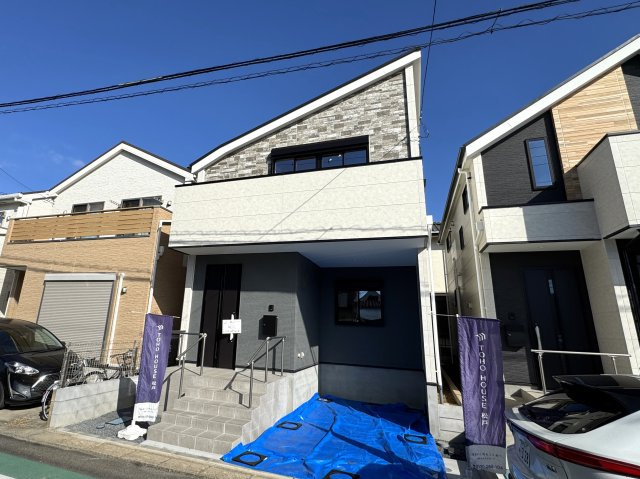 流山市鰭ケ崎新築戸建【鰭ヶ崎小学校：6分】の外観|1号棟外観・完成済み内覧可能です！