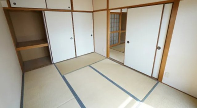 エクセルハイツ下北の和室