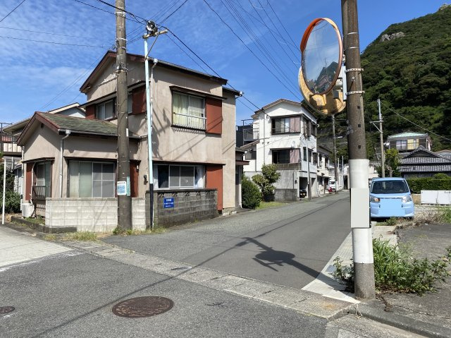 下田市　武ガ浜の前面道路含む現地写真