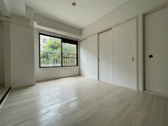 メゾン・ド・上高丸の居間・リビング