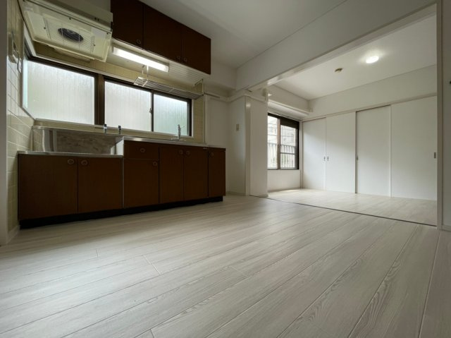 メゾン・ド・上高丸の居間・リビング