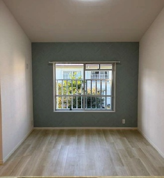 【洋室】 | 入船中央エステート27号棟 | ２階からの眺め　広々とした洋室