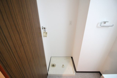 【設備】 | URBAN TERRACE ABENO | 室内洗濯機置き場