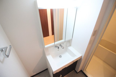 【洗面所】 | URBAN TERRACE ABENO | 独立洗面台