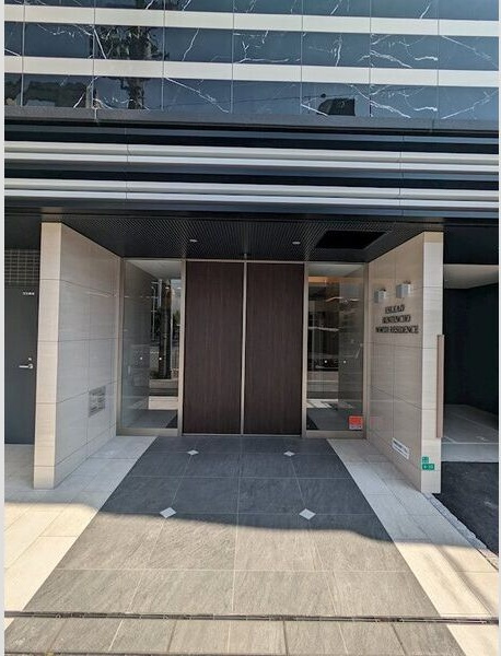 エスリード弁天町NORTH RESIDENCEのエントランス