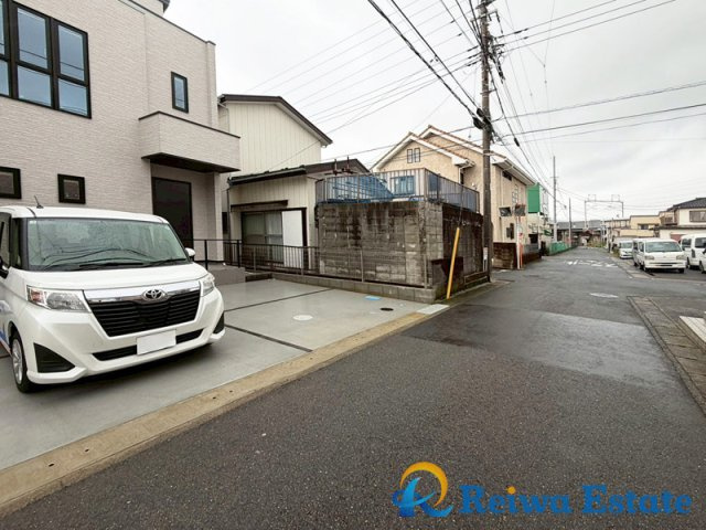 新築戸建　高座郡寒川町倉見の前面道路含む現地写真