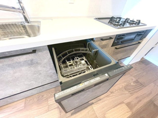 【設備】 | 家事の時間を節約でき、より清潔になる食洗器付きキッチン