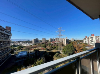 【展望】 | 西側バルコニーからは遠くまで見渡せ眺望良好です