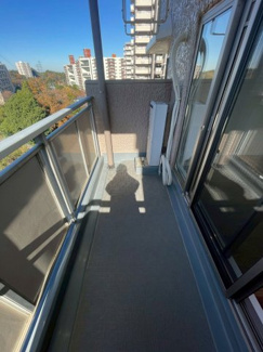 【バルコニー】 | リビングに面した西側バルコニー