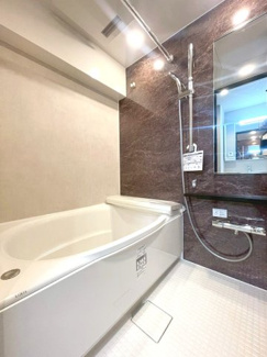 【浴室】 | 追い焚き付きオートバスで快適に入浴できます