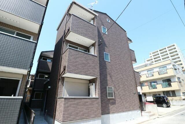 フィルクローバ川口の外観