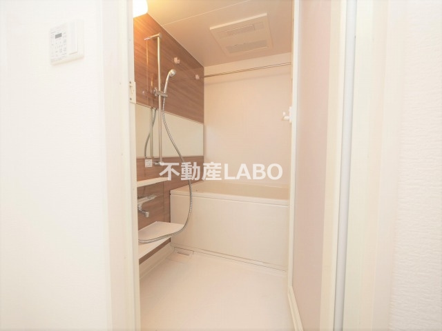 ラヴィベール上町台の浴室