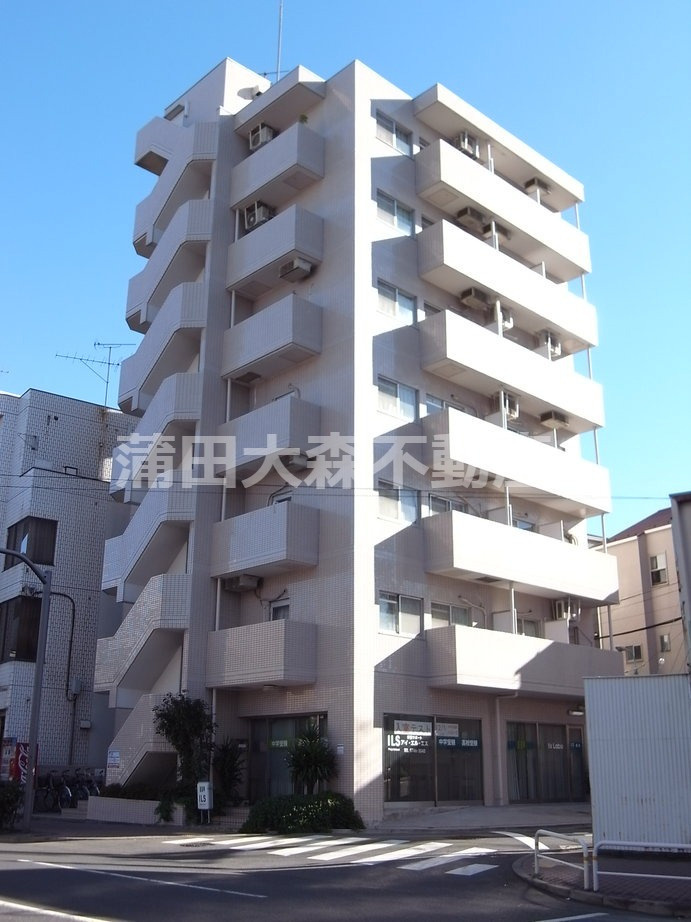 スカイコート大森山王の外観|1991年3月築　RC鉄筋コンクリート造地上7階建て総戸数25戸の分譲賃貸マンション
東京都大田区山王2丁目　JR京浜東北線大森駅徒歩11分、都営浅草線馬込駅徒歩12分
