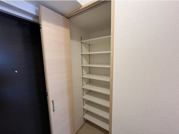 スプランディッド野江の収納