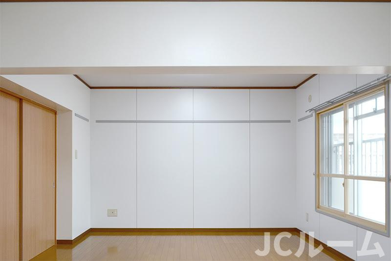 アシスト上越マンション３の居間・リビング