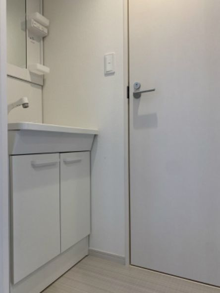 リブリ・マルエ　シティの独立洗面台|※別号室の参考写真です。