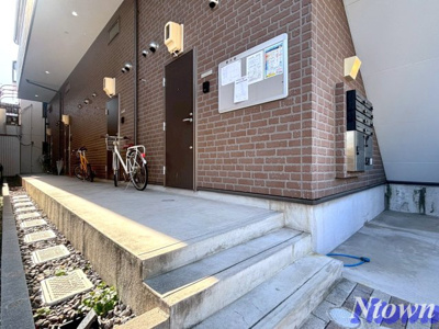 【エントランス】 | Patina中村公園Ⅱ | 清潔なエントランスです