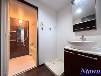 【洗面所】 | Patina中村公園Ⅱ | 明るい洗面所です