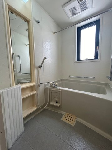 西落合三丁目戸建の浴室|西落合三丁目戸建