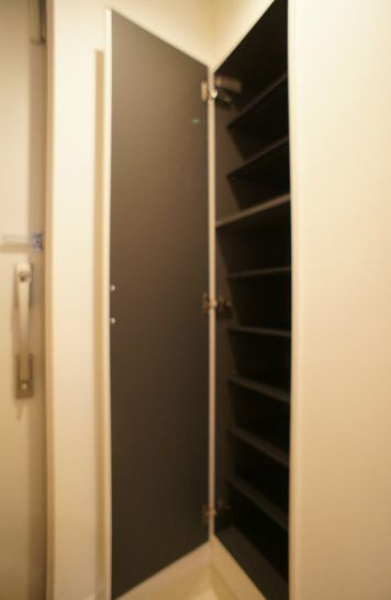 リブリ・in川口の玄関|※イメージ別号室写真