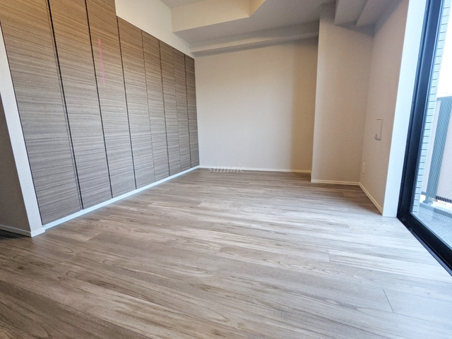 ＤＩＰＳ東十条駅前ＲＥＳＩＤＥＮＣＥの居間・リビング|エアコンも付いてます☆