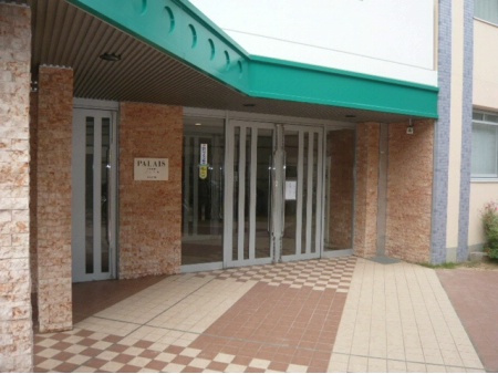 パレ千里のエントランス|エントランスです