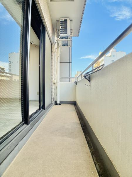 【バルコニー】