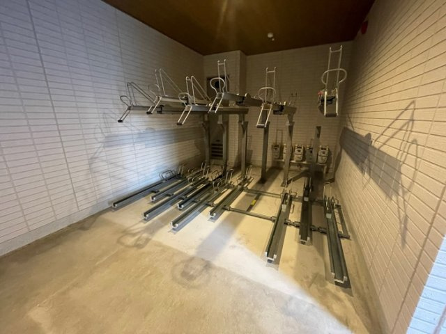 Polykatoikia N（ﾎﾟﾘｶﾃｲｷｱｴﾇ）のその他共用部分