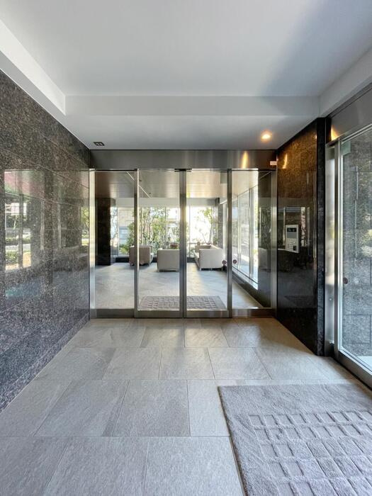 D-room早稲田のエントランス