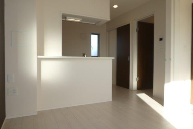 ラーナニシノウチの居間・リビング