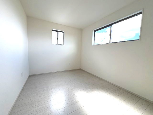 【子供部屋】 | 福岡市東区美和台4丁目5期　2号棟（全2棟）【仲介手数料無料・0円】 | 現地写真。